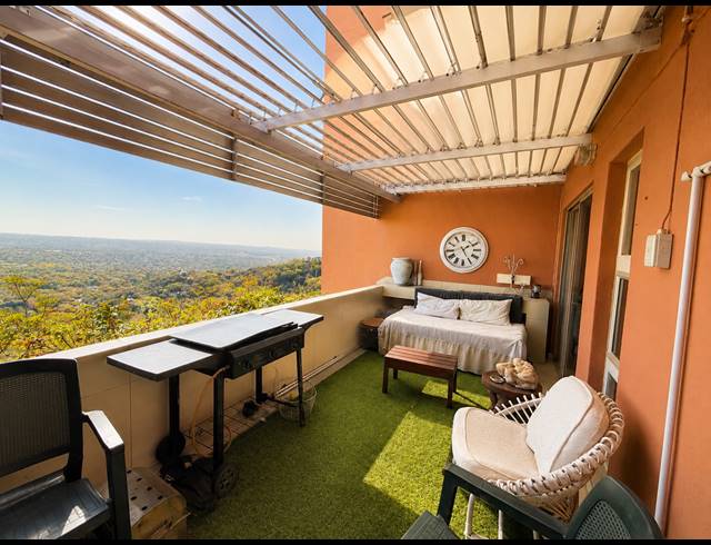 2 BEDROOM APARTMENT FOR SALE IN NORTHCLIFF
